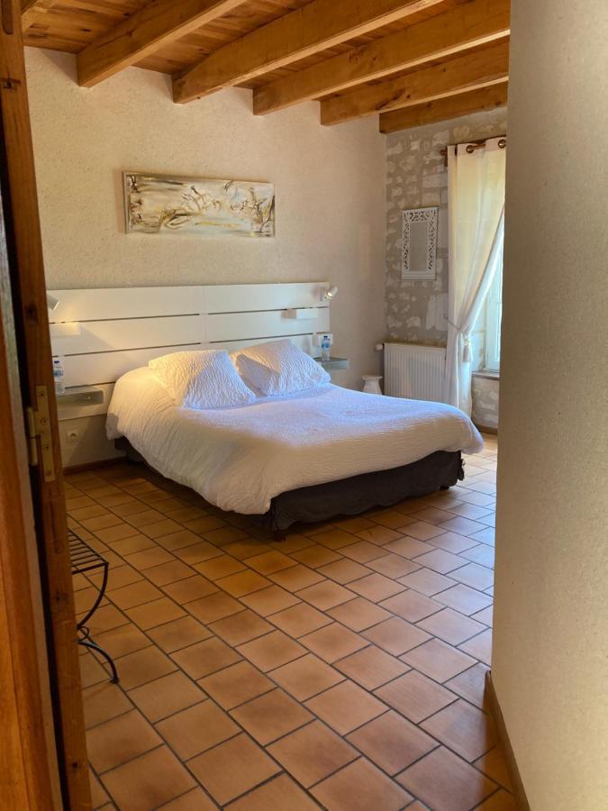 Logis Auberge De Crissay Exterior foto