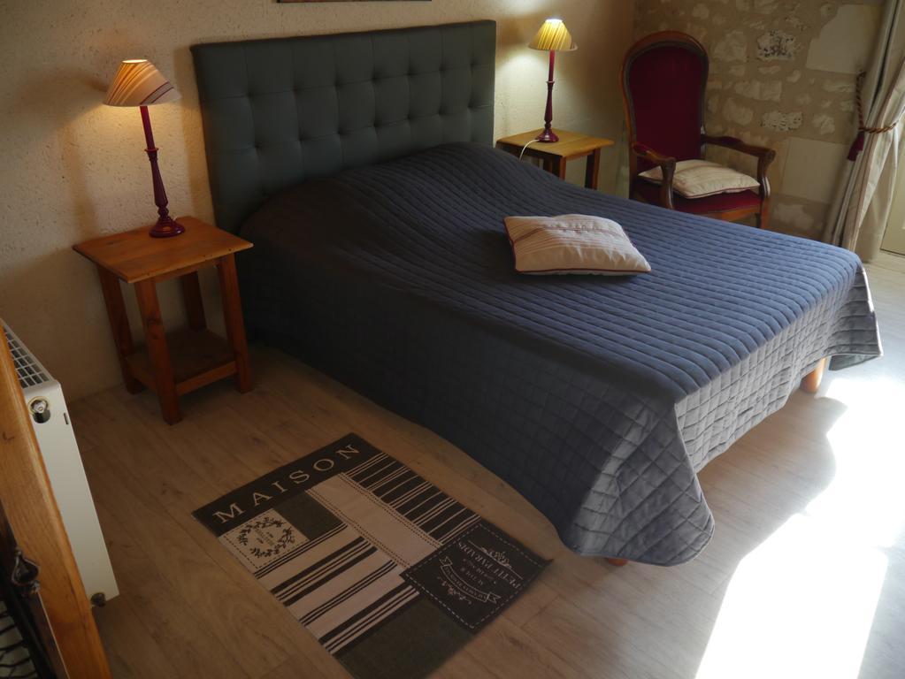 Logis Auberge De Crissay Quarto foto